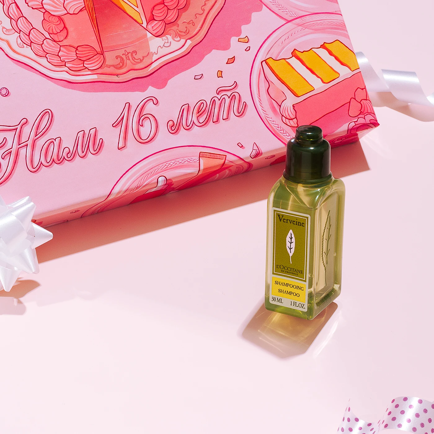 Шампунь Вербена для частого применения от L'Occitane также принял участие в составах Юб...