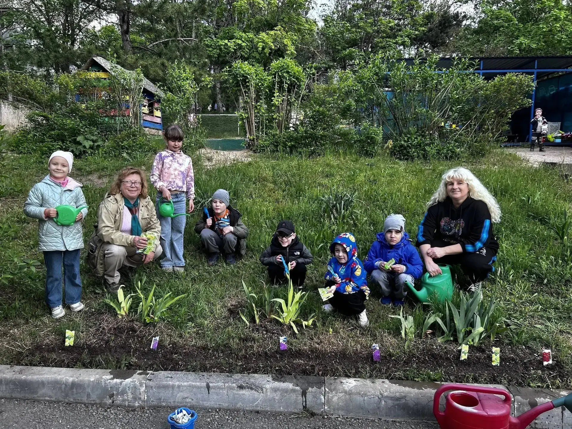 В Симферополе прошла экологическая акция «Добрый росток» при поддержке регионального от...