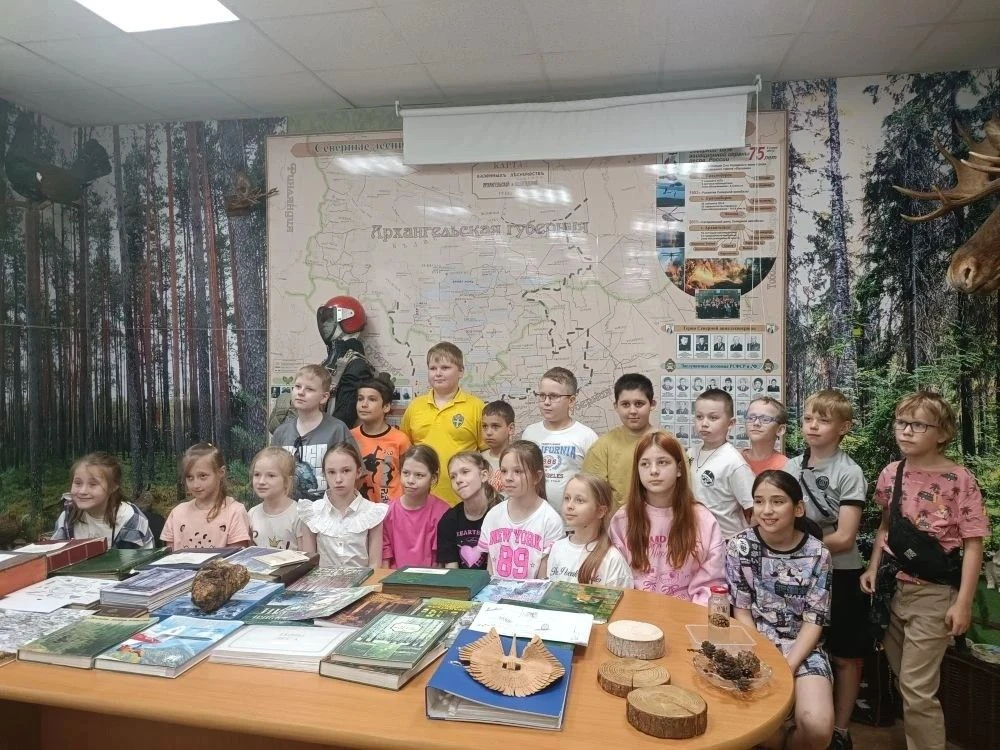 🌲📍Узнать больше о северной природе можно в Музее леса

Специалисты Единого лесопожарного центра По