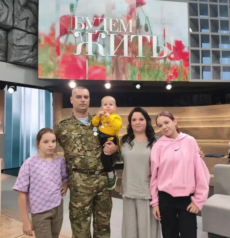 🖼 🎖Уникальные картины, написанные углем Донбасса, станут дополнением конкурса "Лучший по профессии