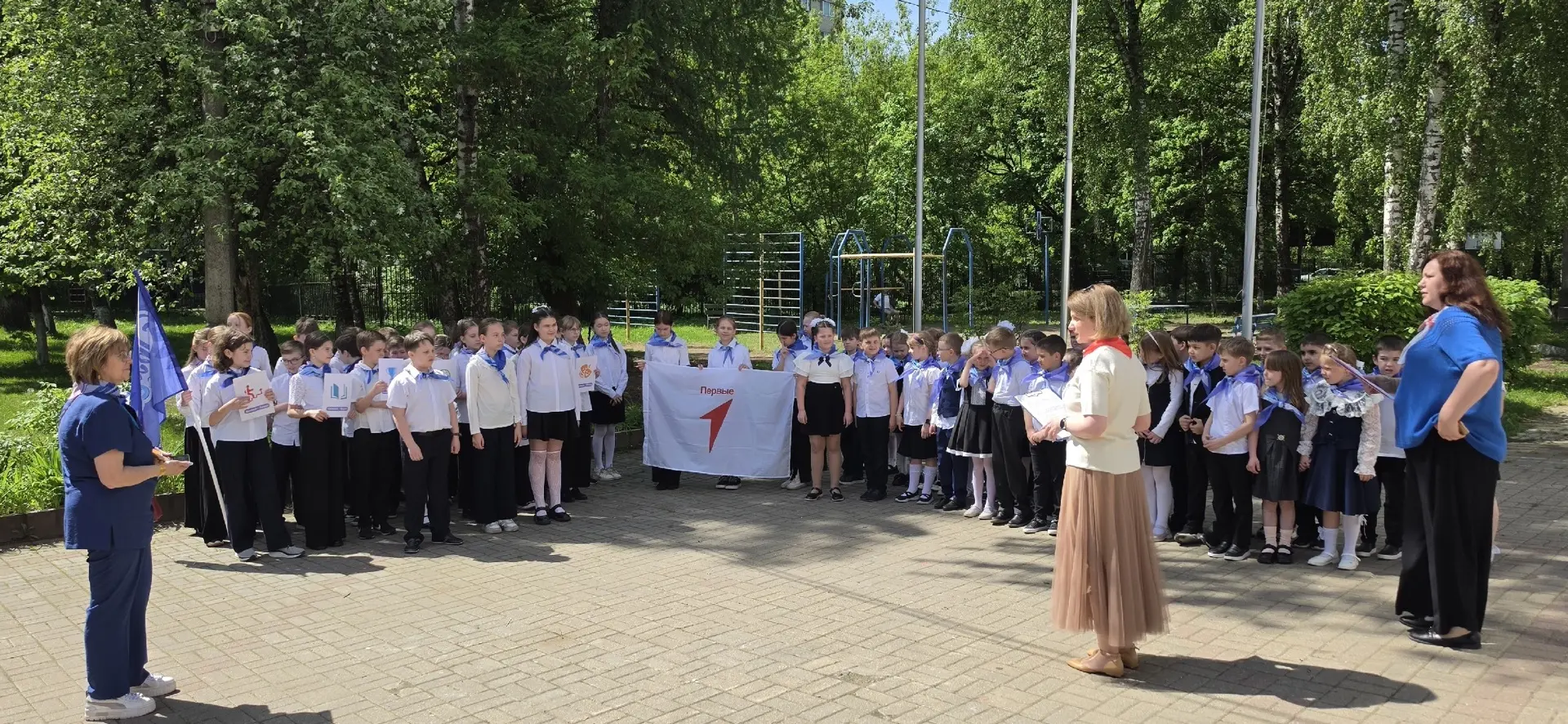 🇷🇺🇷🇺🇷🇺19 мая - День детских общественных организаций России .  «Орлята России, нас выбрало время!»  