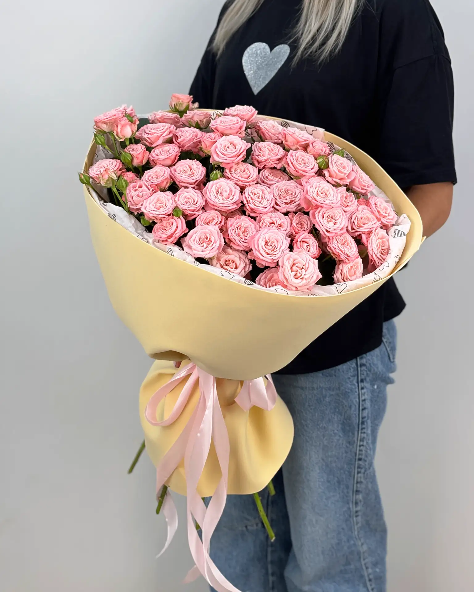 😍 ШИКАРНЫЕ БУКЕТЫ С КУСТОВЫМИ РОЗАМИ 😍

💵 4.990₽
*стоимость актуальна на момент публикации

🚀 Бе