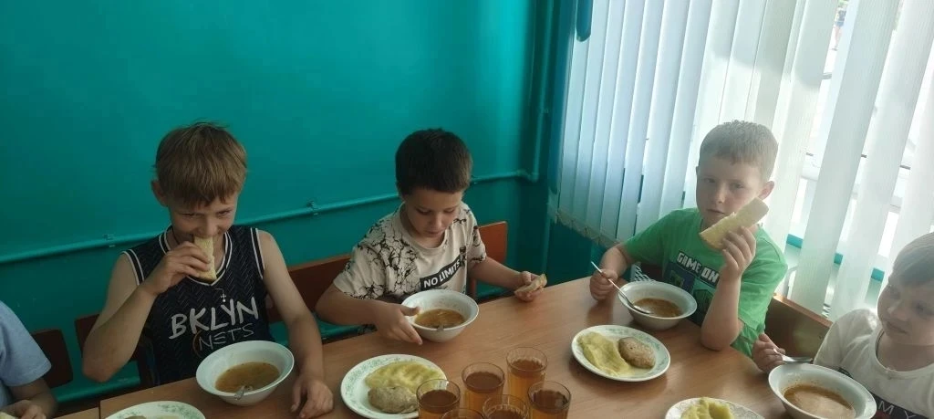 Золото на ладони 👐 🥖




Бывает, что самые важные уроки жизни не прописаны в учебниках 📚. Они рож