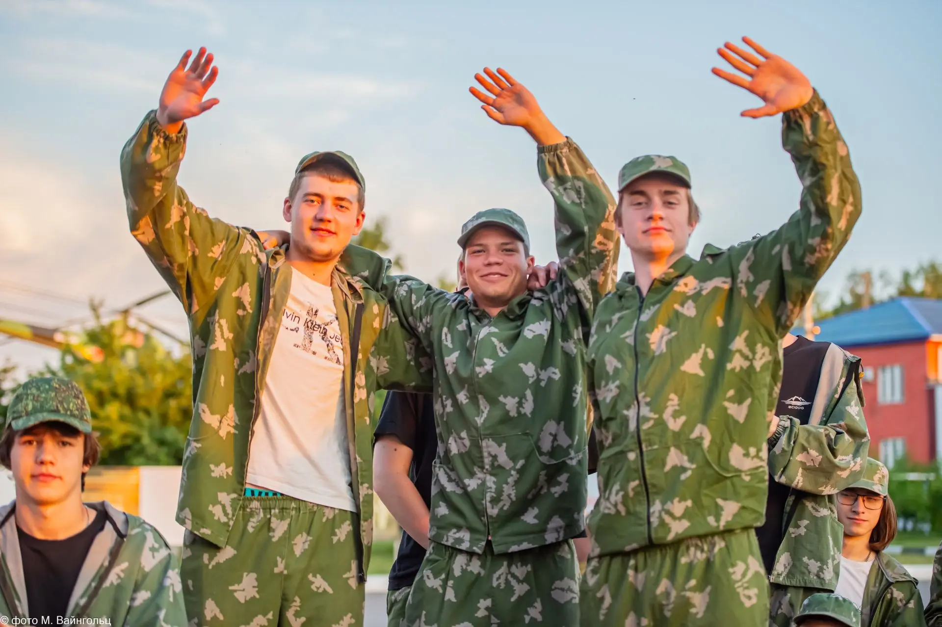 В Новооскольском МО завершилась вторая мужская смена военно-исторических сборов «Армата». В течение 