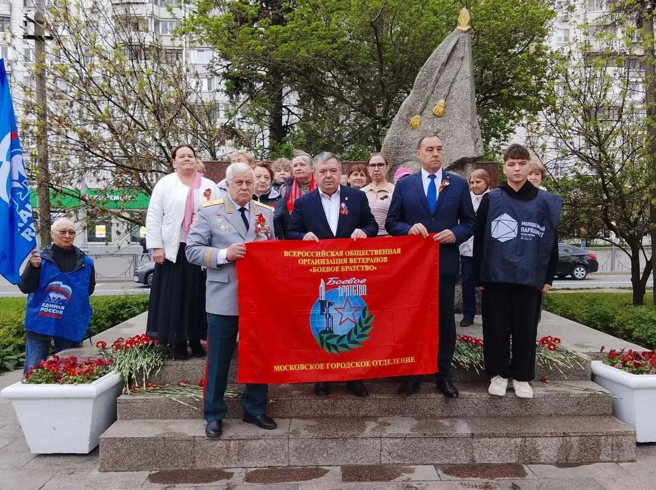 Вечная слава героям Великой Отечественной войны!  Ежегодно, в День Победы, мы вспоминаем тех, кто за