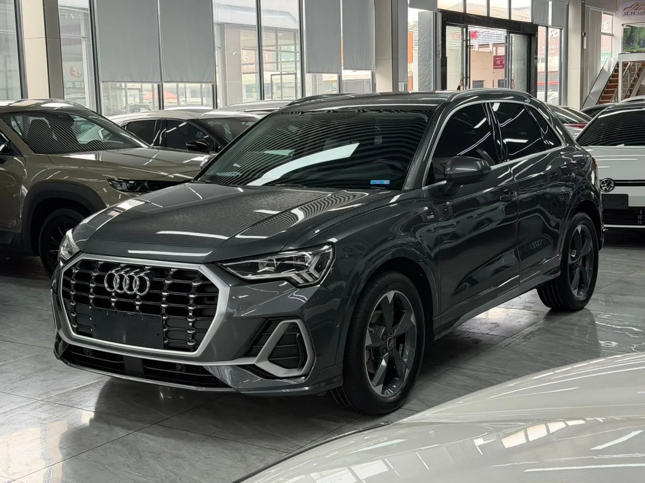 #Audi #AudiQ3
