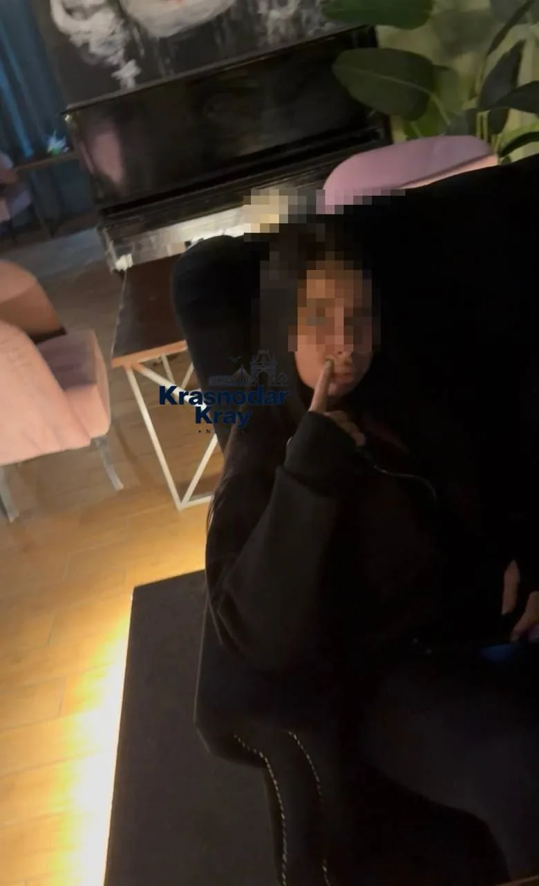 🍷 «Консуматорши» замечены в районе Петра Метальникова в Краснодаре — местный житель ра...