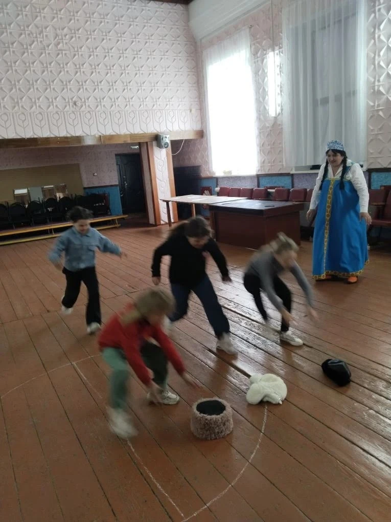 Работники Пименовского ДК, совместно с советником директора по воспитательной работе Пименовской СОШ