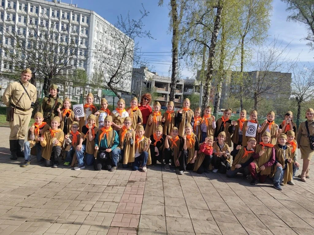3 «В» класс в преддверии празднования Дня Победы посетил экскурсию «Два фронта – одна Победа». Прогр