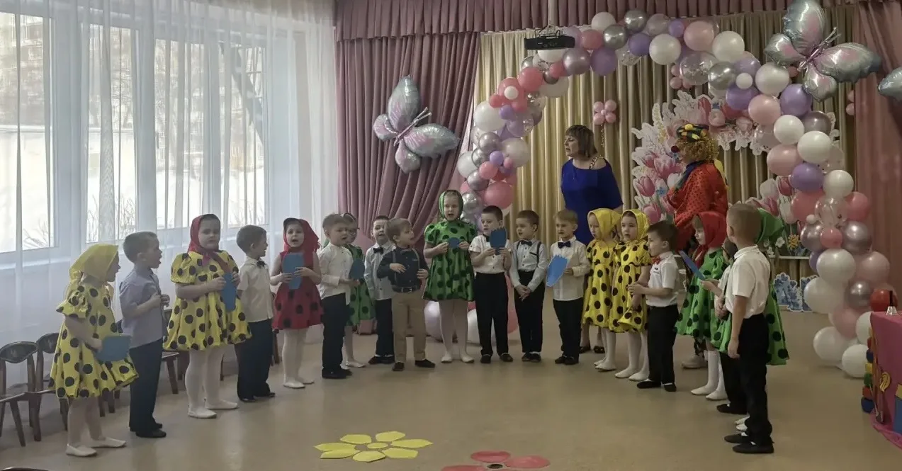 В нашем детском саду прошли чудесные утренники, посвящённые Международному женскому дню...