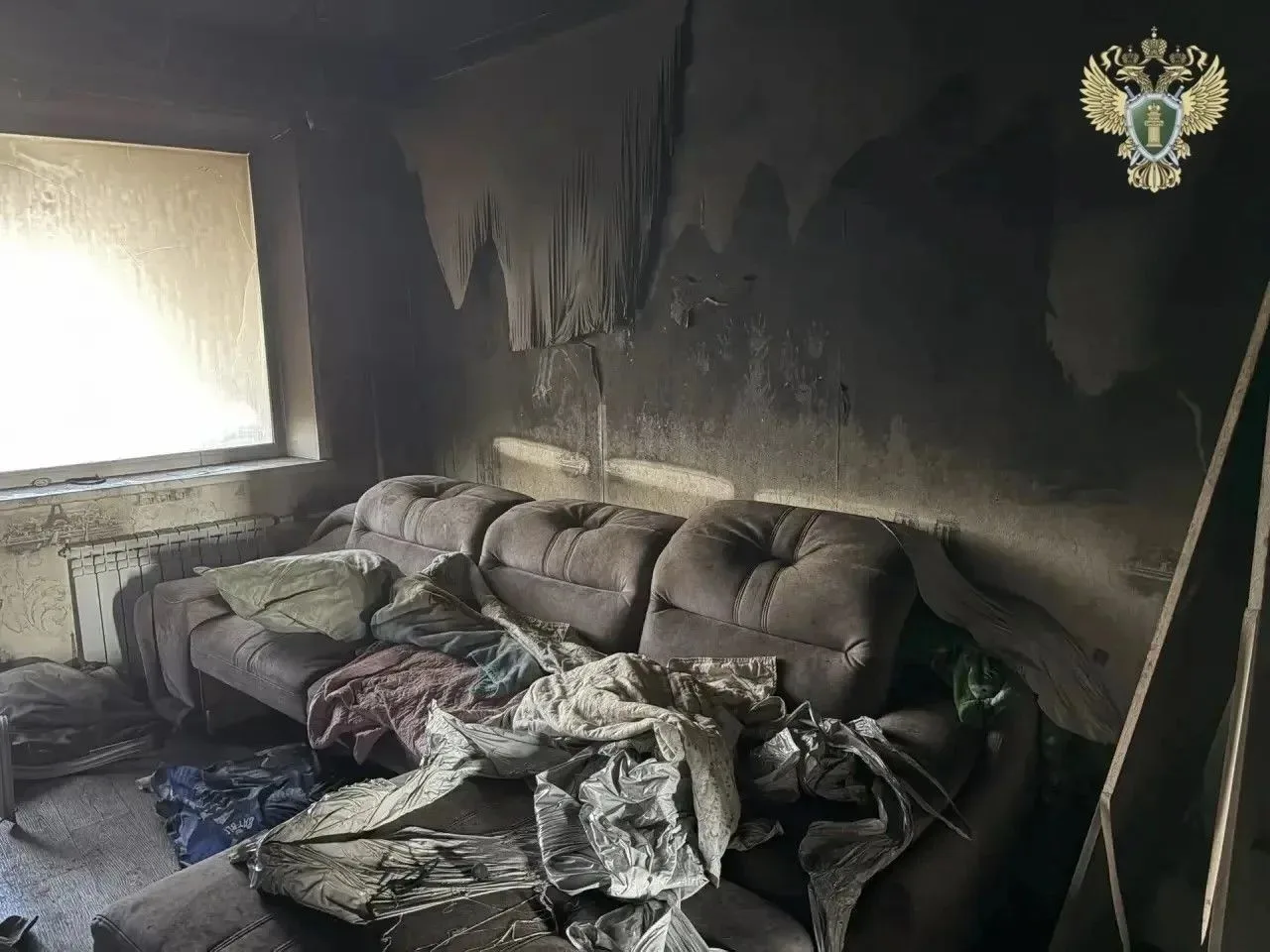 Мать и четверо детей погибли при пожаре в квартире на Гамарника