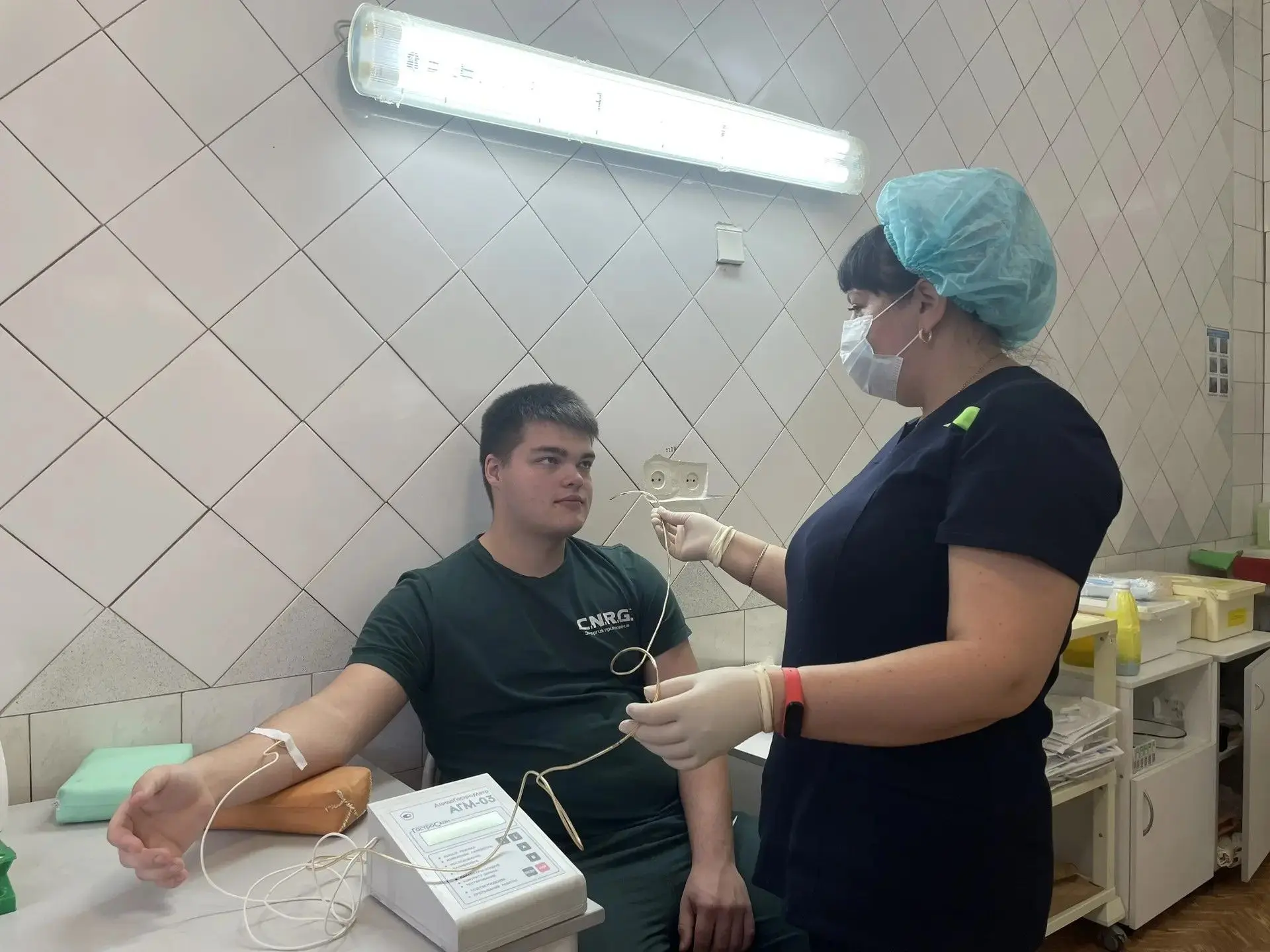 🌞Лето — время отпусков, пляжей и… обращений к гастроэнтерологу. Когда столбик термометра перевалива