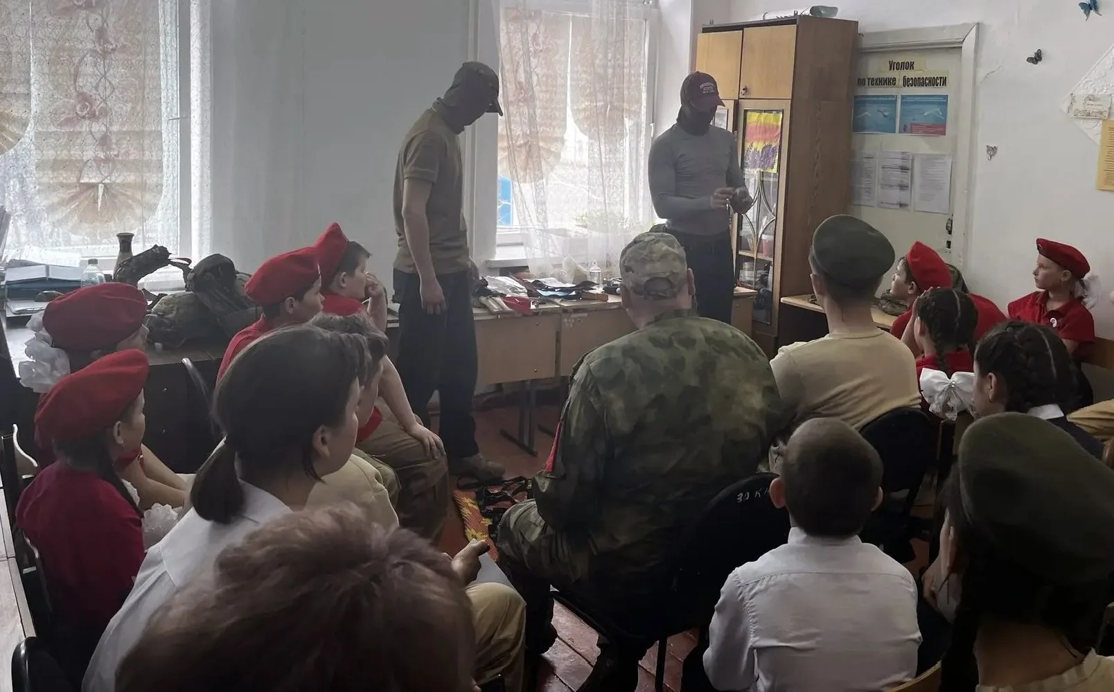 28 апреля на базе Дома творчества детей и взрослых пгт Приаргунск состоялось торжествен...