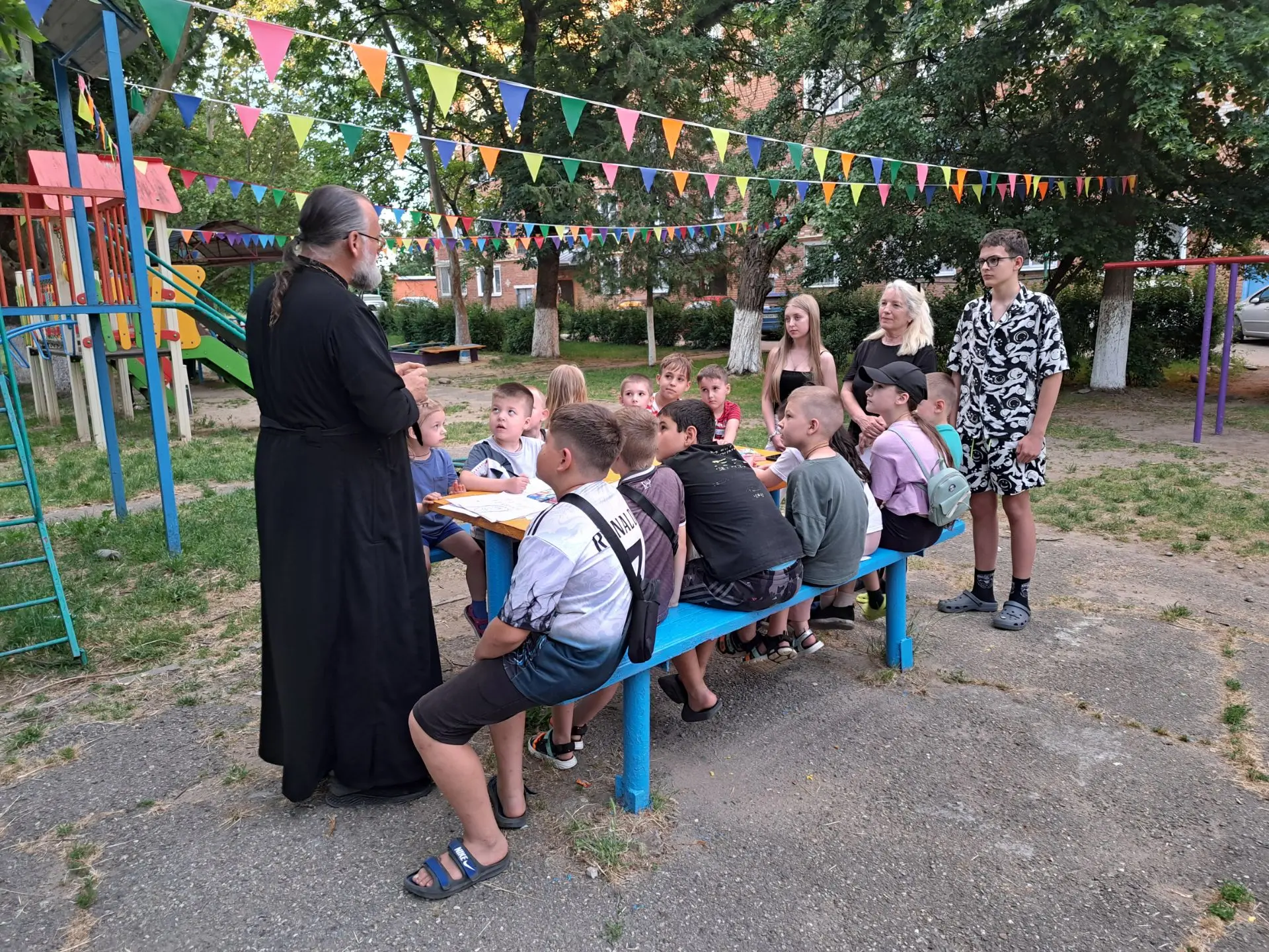 ☦На летних подростково‑молодёжных площадках по месту жительства специалисты молодёжного центра «Порт