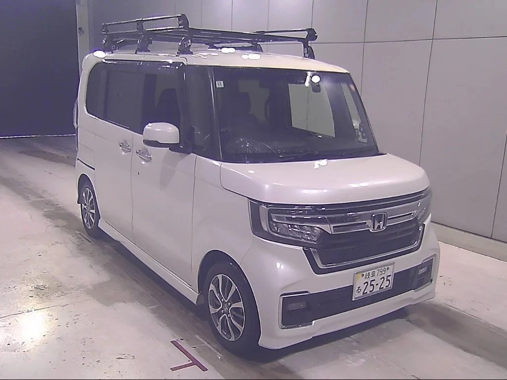 Honda N-BOX из Японии! 🇯🇵 
Можно приобрести похожий автомобиль с аукциона. 

➖2022 Год выпуска 
➖О