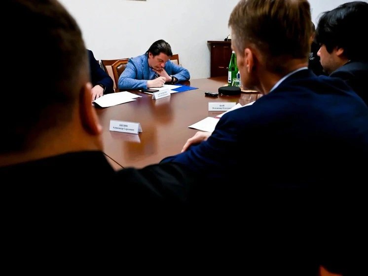Ремонт школы №4 в Гатчине взяли под особый контроль областных властей