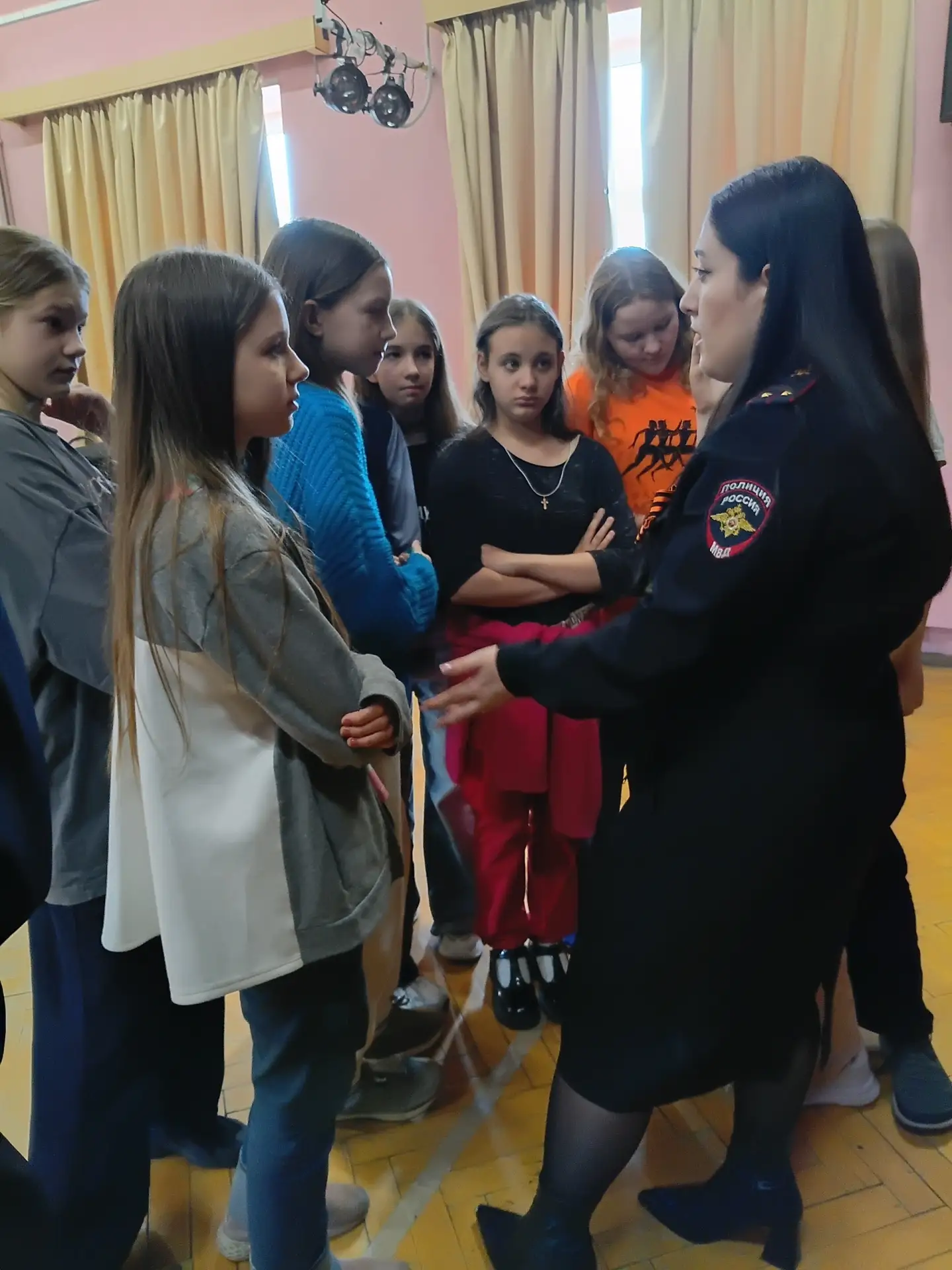 ВАЖНЫЕ ВСТРЕЧИ   На этой неделе в корпусе УК4 (Стремянной переулок) прошла важная встреча. Перед уче