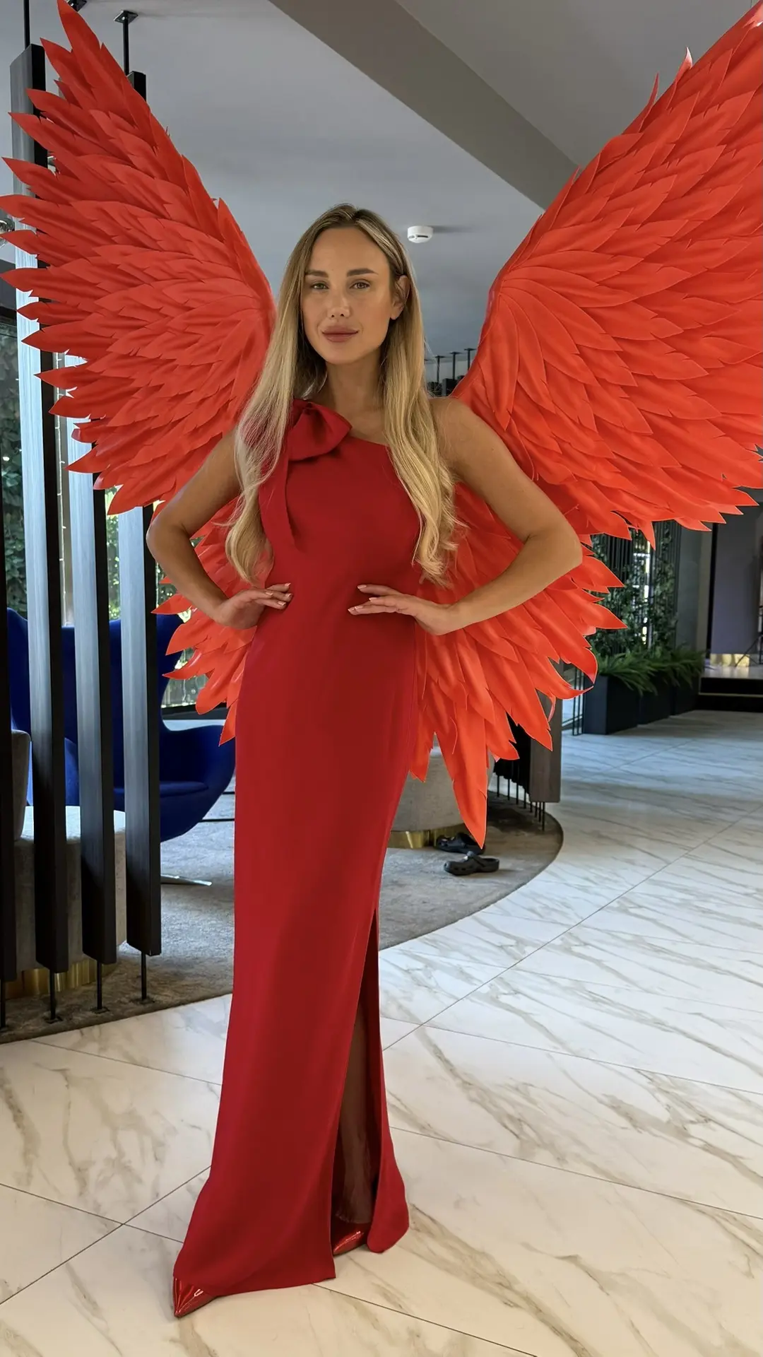 Backstage с сегодняшнего модного показа 💫