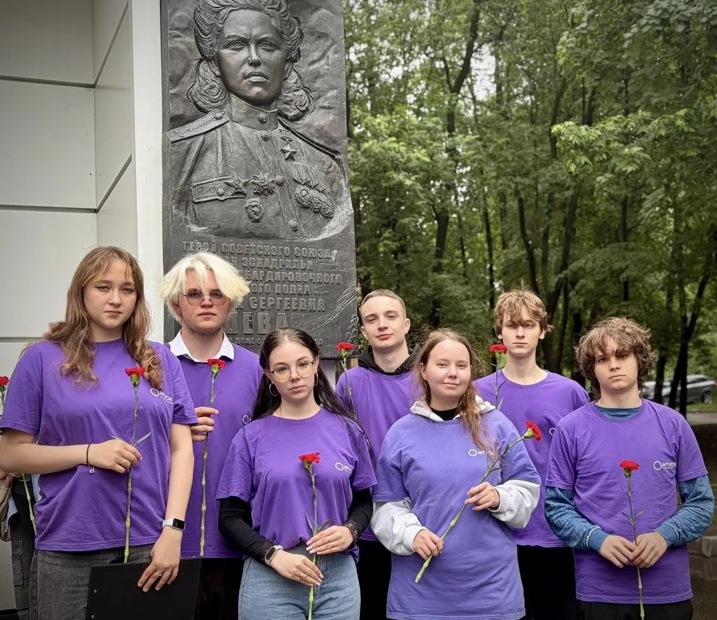 #кт_мтуси🎓

16 июня студенты Колледжа телекоммуникаций МТУСИ приняли участие в Мемориально-патронат