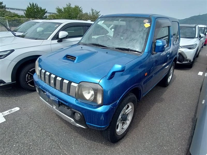 🚢Suzuki Jimny 2012 прибыл в порт Японии и ожидает отправки во Владивосток📣

✔️На каждом этапе тран