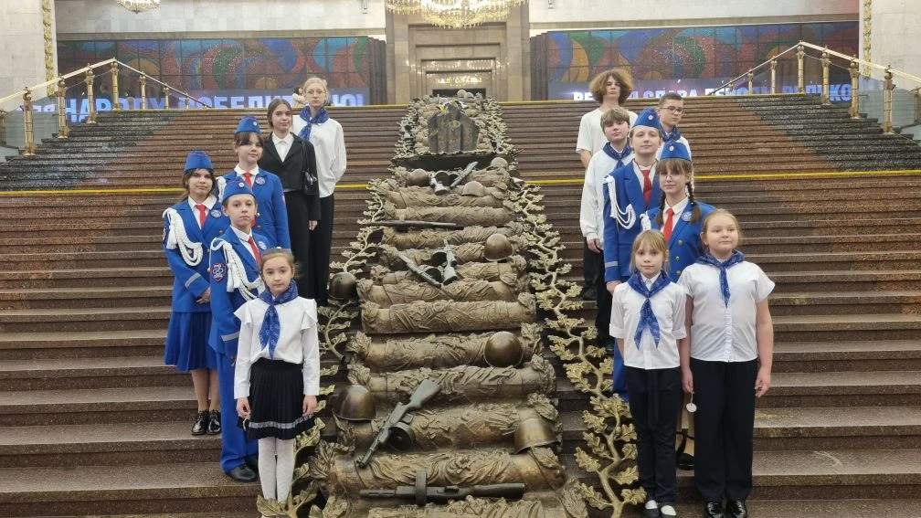 По дорогам памяти: «Дорожный дозор» в Музее Победы       Юные инспекторы «Дорожного дозора» посетили