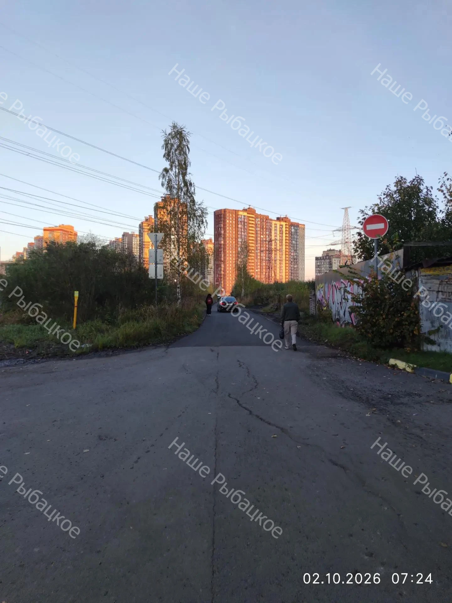 В Усть-Славянке на петушином проезде положили новый асфальт.