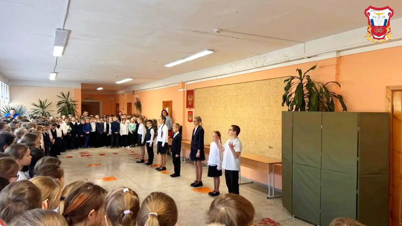 ⭐ПАТРИОТИЧЕСКОЕ ВОСПИТАНИЕ⭐  Торжественная линейка, посвященная открытию месячника патриотического в