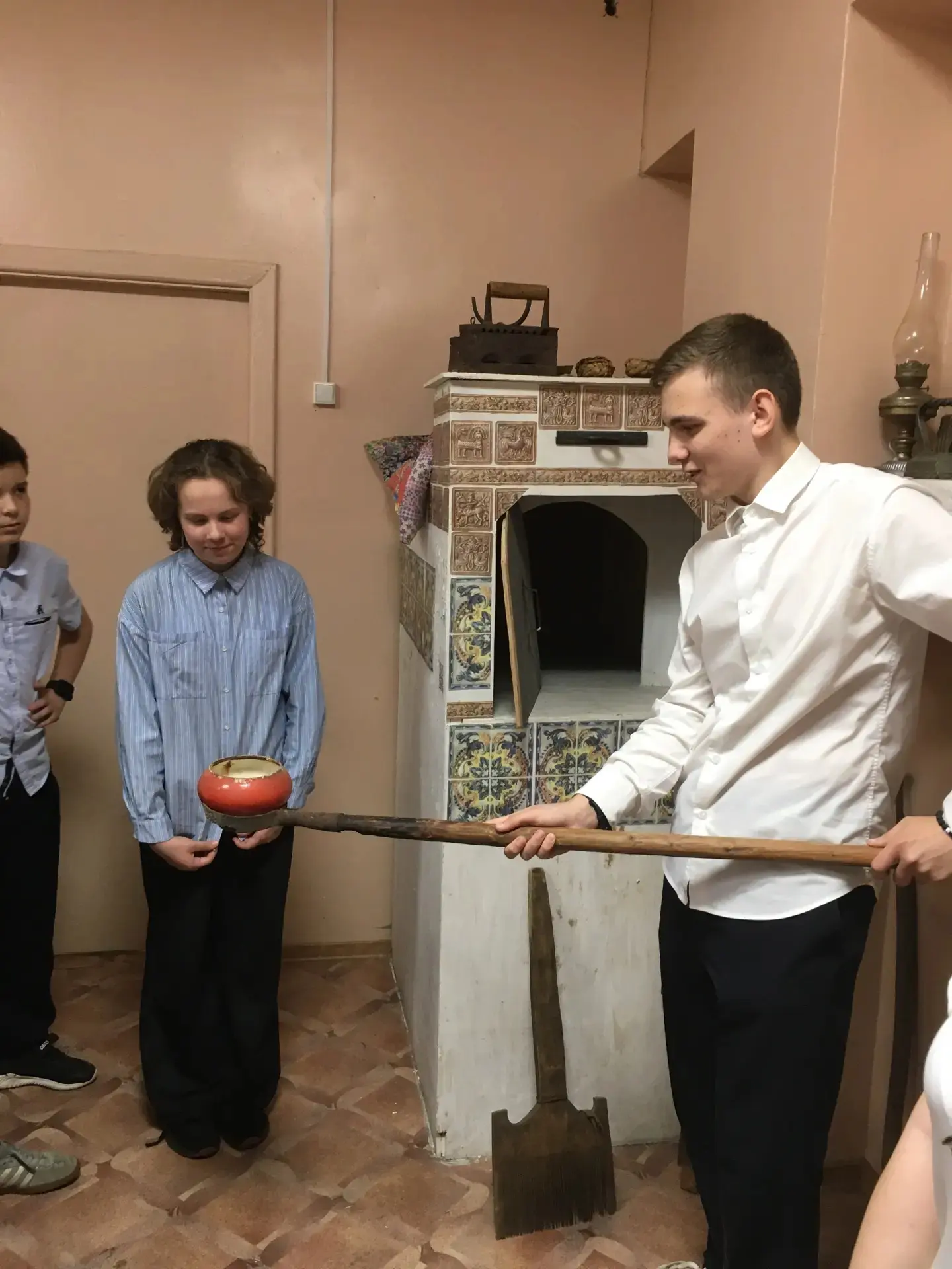 🏛️ Сегодня в МАОУ СОШ №10 было по-настоящему душевно и познавательно!  Ученики 6 «А» класса совершил
