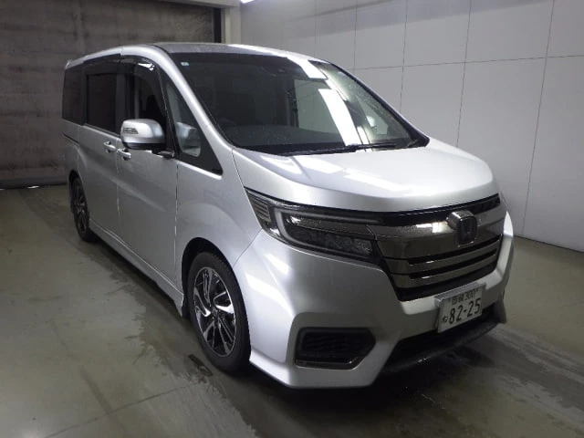 Всем добрый день!

Сегодня купили очередной автомобиль — Honda StepWGN 2020 года выпуска.

Краткое о