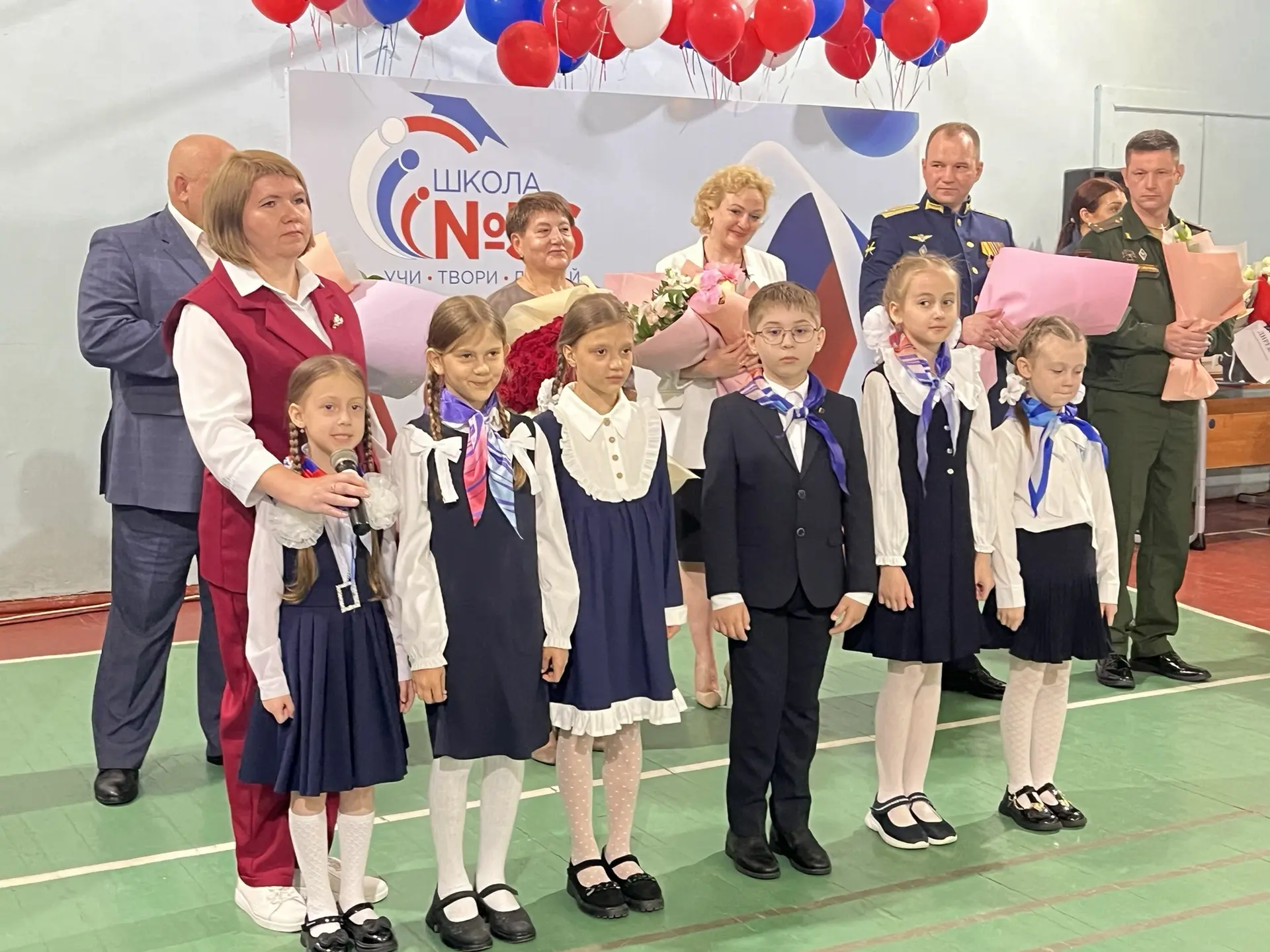 🎓✨ Сегодня, 26 мая, в нашей школе прозвенел Последний звонок для выпускников 9-х и 11-х классов! ✨🎓 