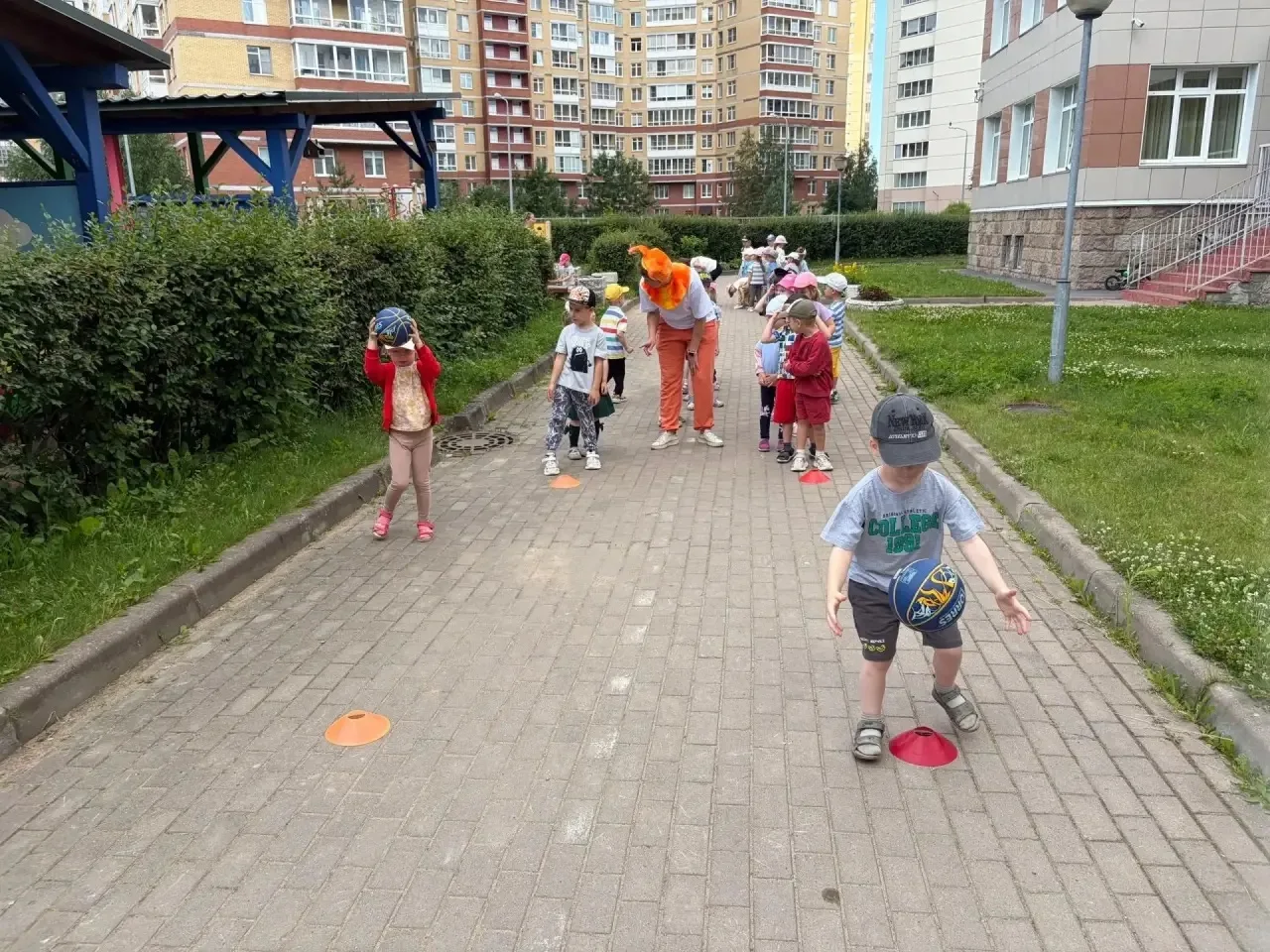 Сегодня в нашем ЧУДесном детском саду прошел летний спортивный фестиваль "Чудо" для дет...