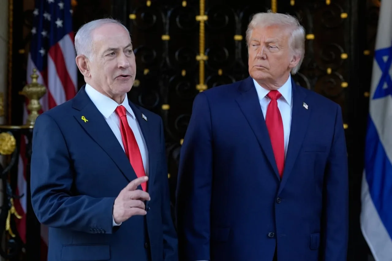 ⚡️Нетаньяху пообещал Трампу не атаковать Иран без запроса США, — AP со ссылкой на источ...
