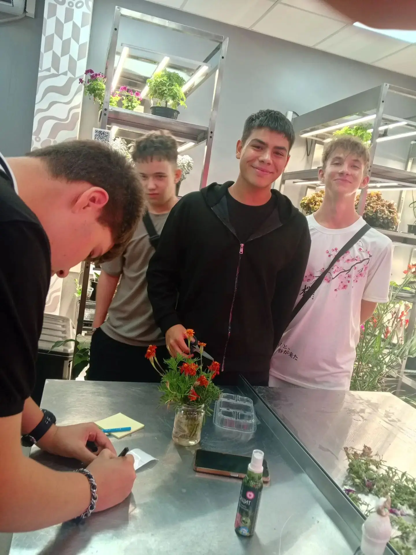 🌱 Агроклассники изучают технологии будущего в «Сириусе»