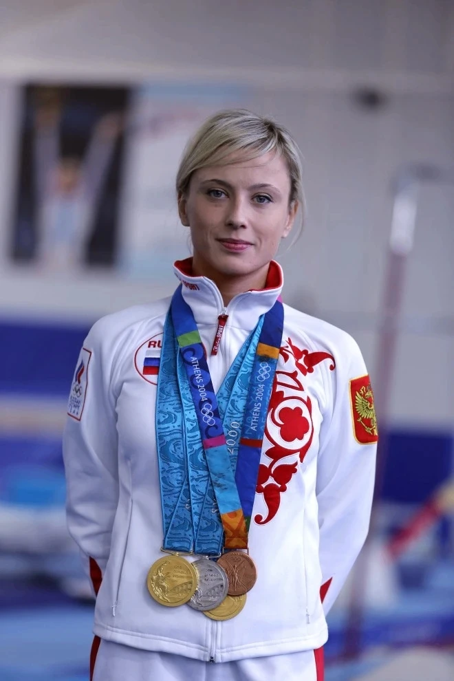🌟 Факт дня 🌟Елена Замолодчикова — двукратная олимпийская чемпионка, многократная чемп...