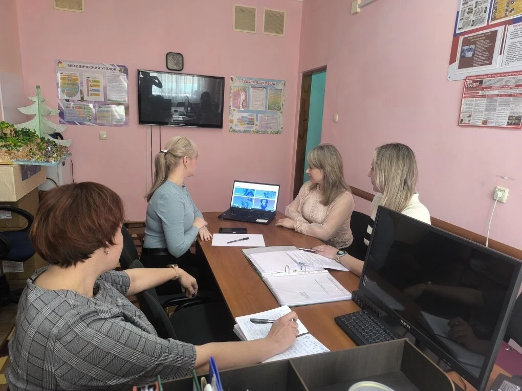 В целях реализации «Программы просветительской деятельности для родителей (законных пре...