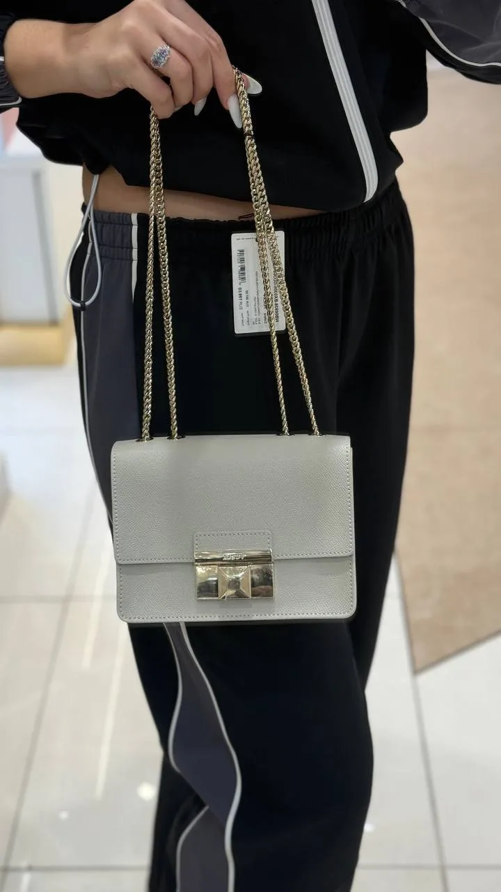 Furla 🇺🇸