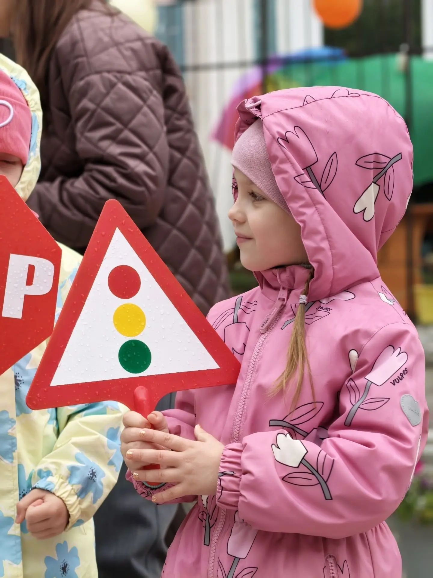 🍁 Учебный год набирает обороты: повторяем ПДД весело и с пользой!