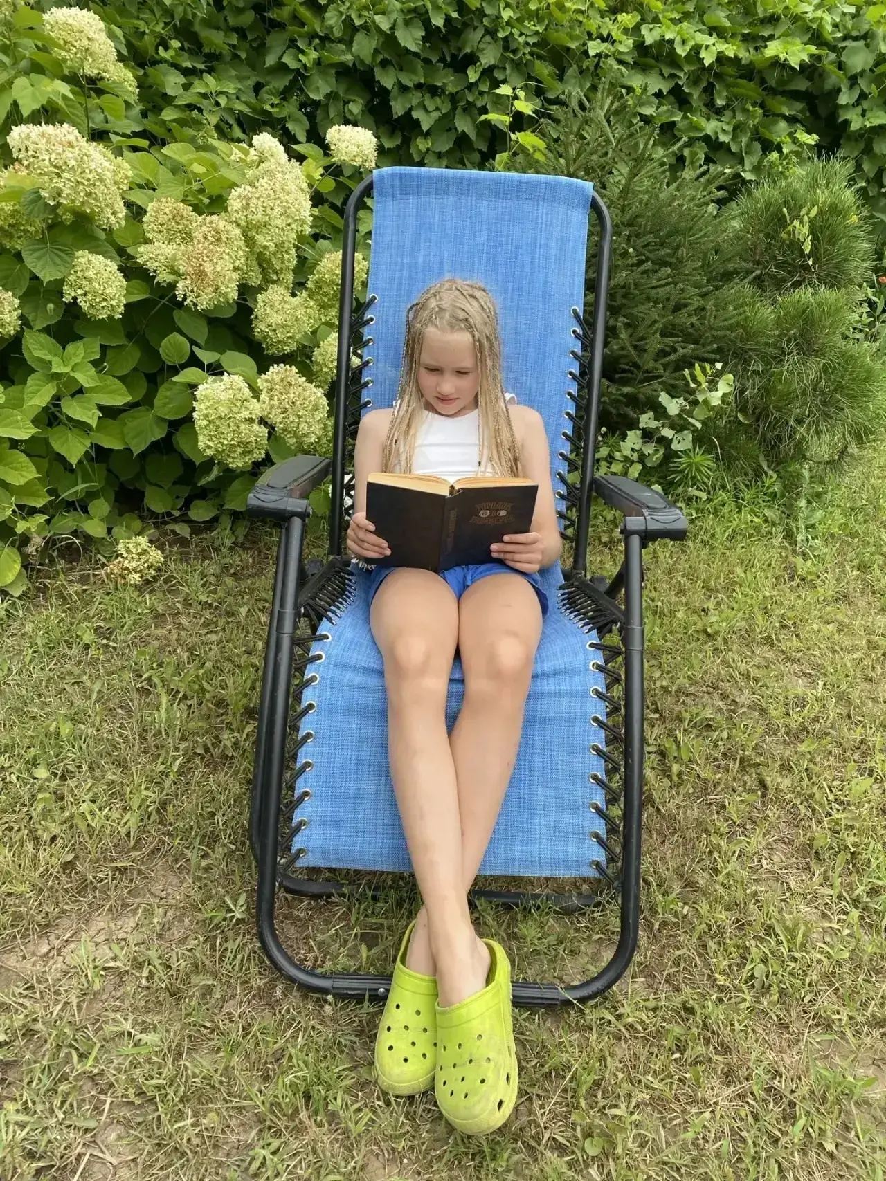 ЧТЕНИЕ НА КАНИКУЛАХ: как увлечь ребёнка книгой без «надо»📚

Лето создано для отдыха, ярких впечатле