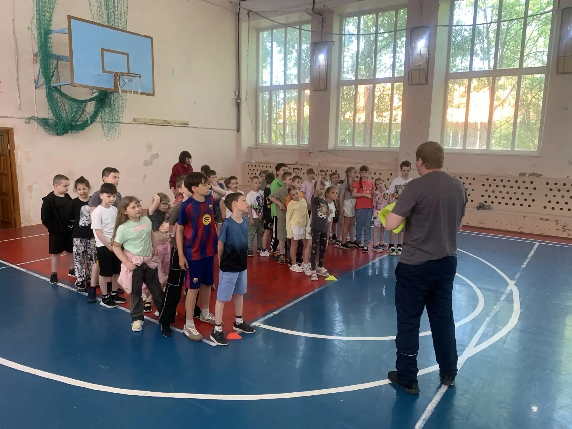 🏆 «Россия, на старт!»: спортивный праздник в начальной школе!

В честь Дня России в нашей школе был
