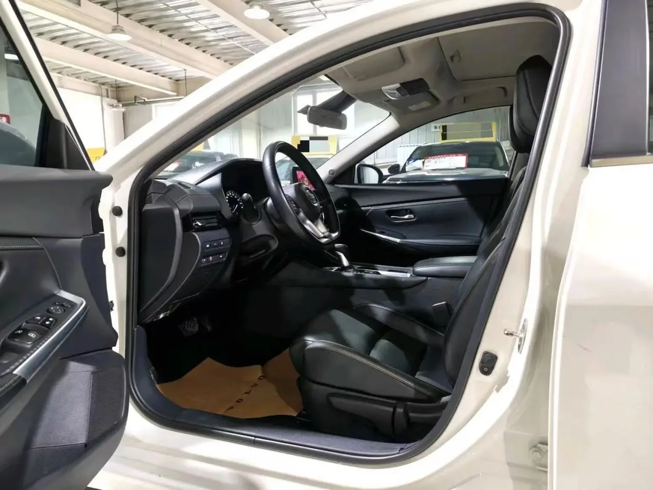Приобрели Nissan Sylphy для Максима из Челябинска и Volkswagen Golf для Эдуарда из Уфы!  🏎 • год вып