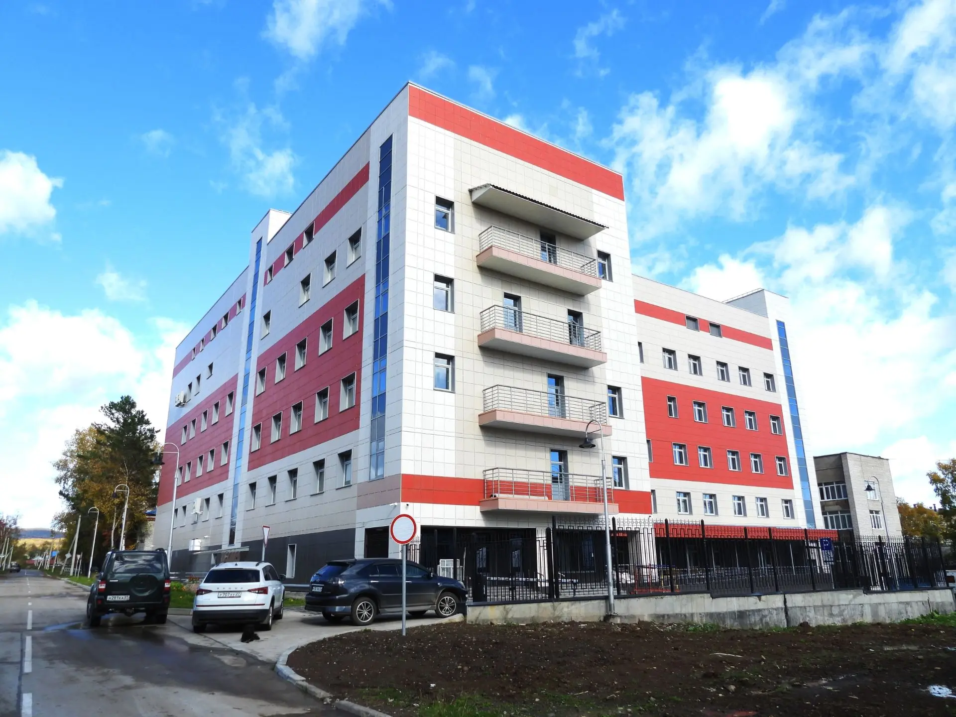 Более 250 жителей Николаевского района получили медицинскую помощь от ведущих специалистов краевой б