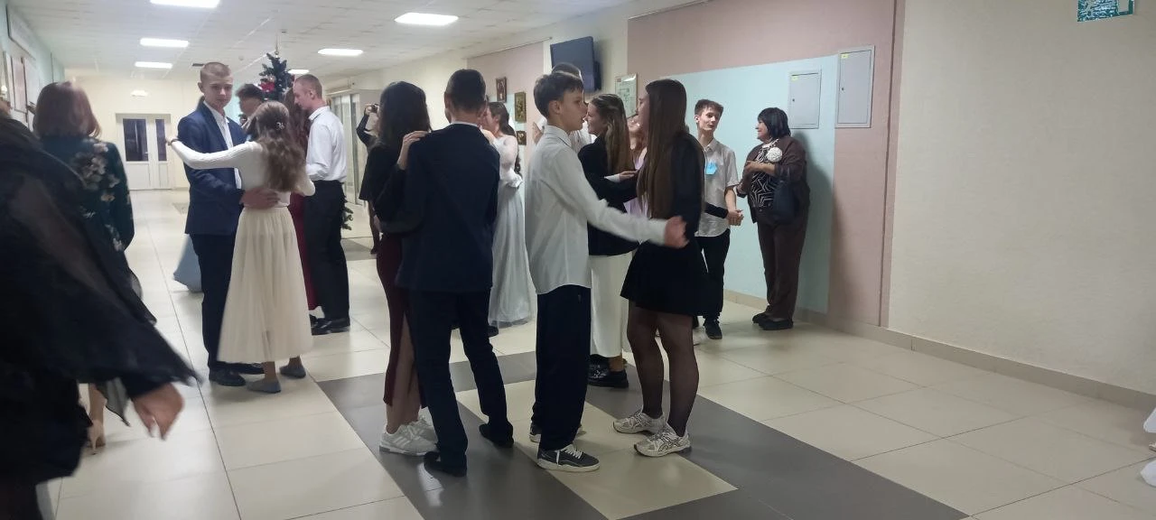🎉✨16 января старшеклассники Бутурлиновской средней общеобразовательной школы приняли участие в особе