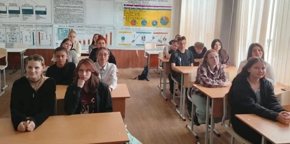 Группа 25ПК в преддверии Дня памяти и скорби (22 июня) посмотрели фильм «Бессмертный гарнизон».

Смо