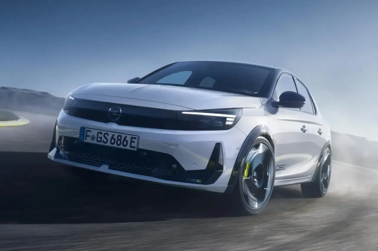 Новый хот-хэтч Corsa GSE стал самым динамичным серийным Opel  Удивляться нечему: Opel Corsa GSE — эл