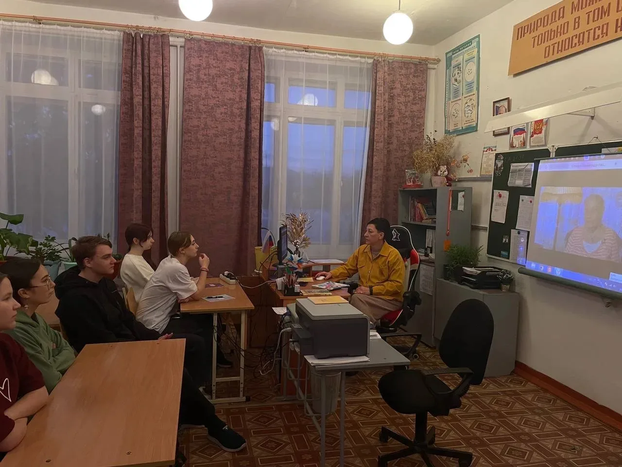 🗓 Исторический урок памяти «Блокадный хлеб» 🍞В нашей школе прошла важная акция — урок...