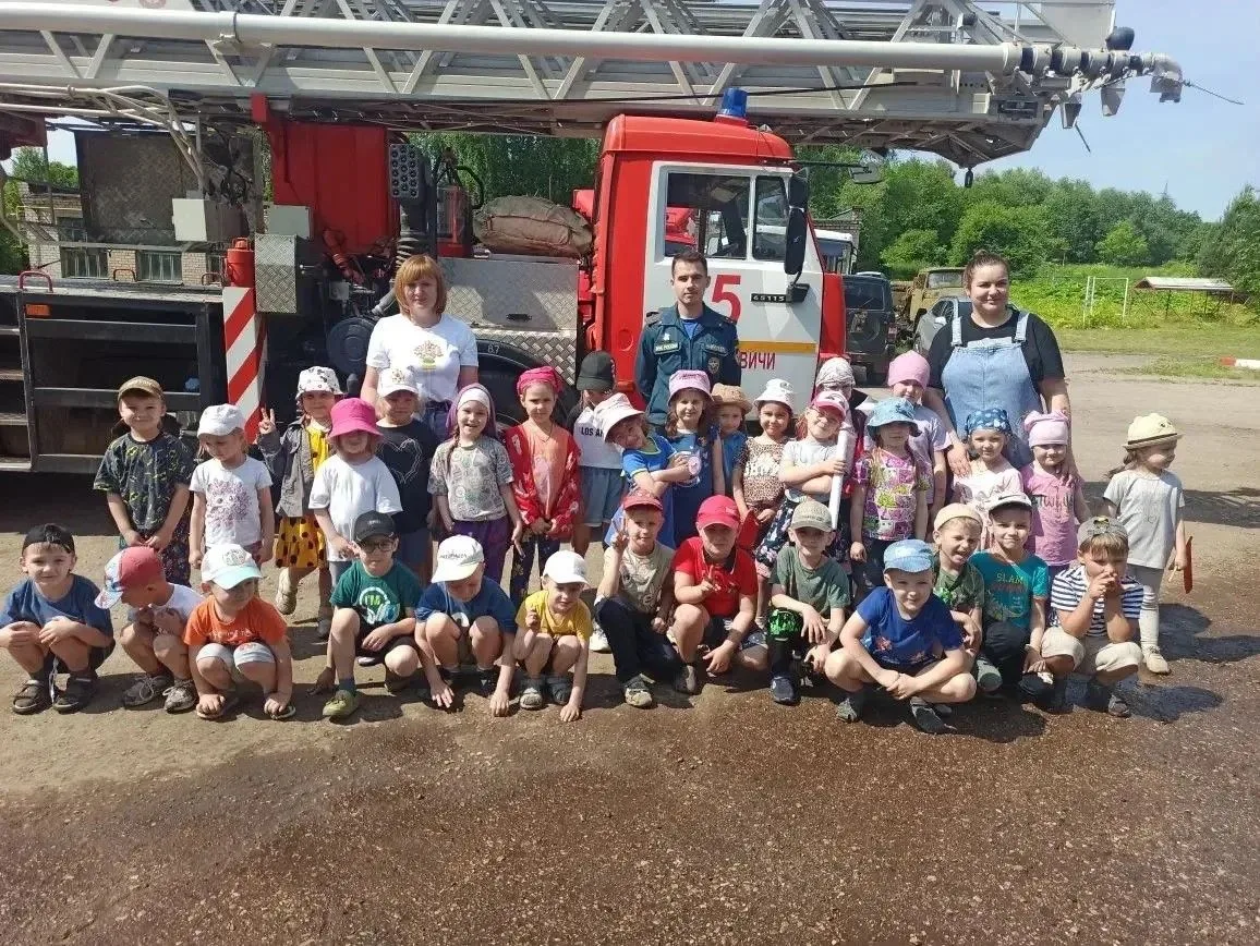 В преддверии Дня России в МАОУ СОШ №8 с УИМ и АЯ СП №3 прошла тематическая неделя, посвящённый этому