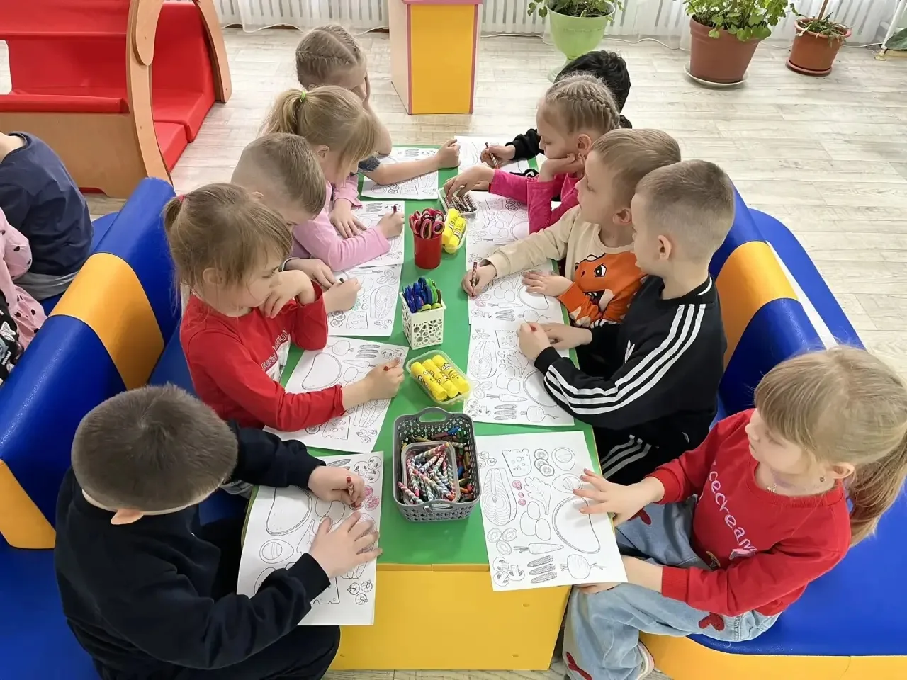 МБОУ ЦО "Интеллект" мо Спасск-Дальний Педагог: Свириденко Елена Алексеевна   🍎 Миссия выполнима: Опе
