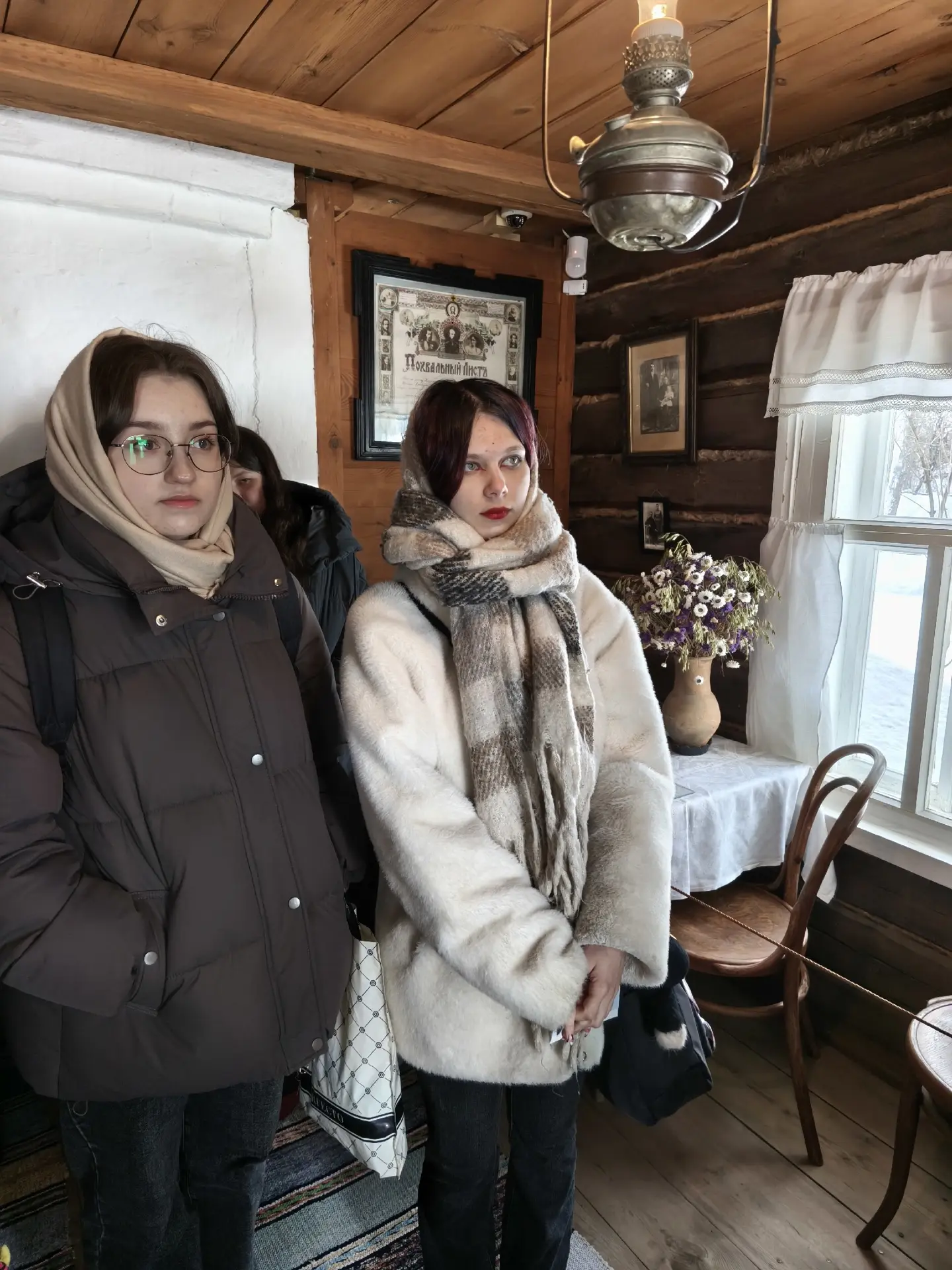 📚 Творчество Сергея Есенина очень впечатлило учеников 11  гуманитарного класса. Так  родилась идея с