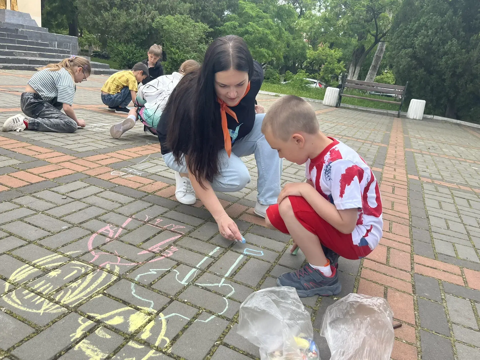 🎨 Выставка «Мир глазами детей»