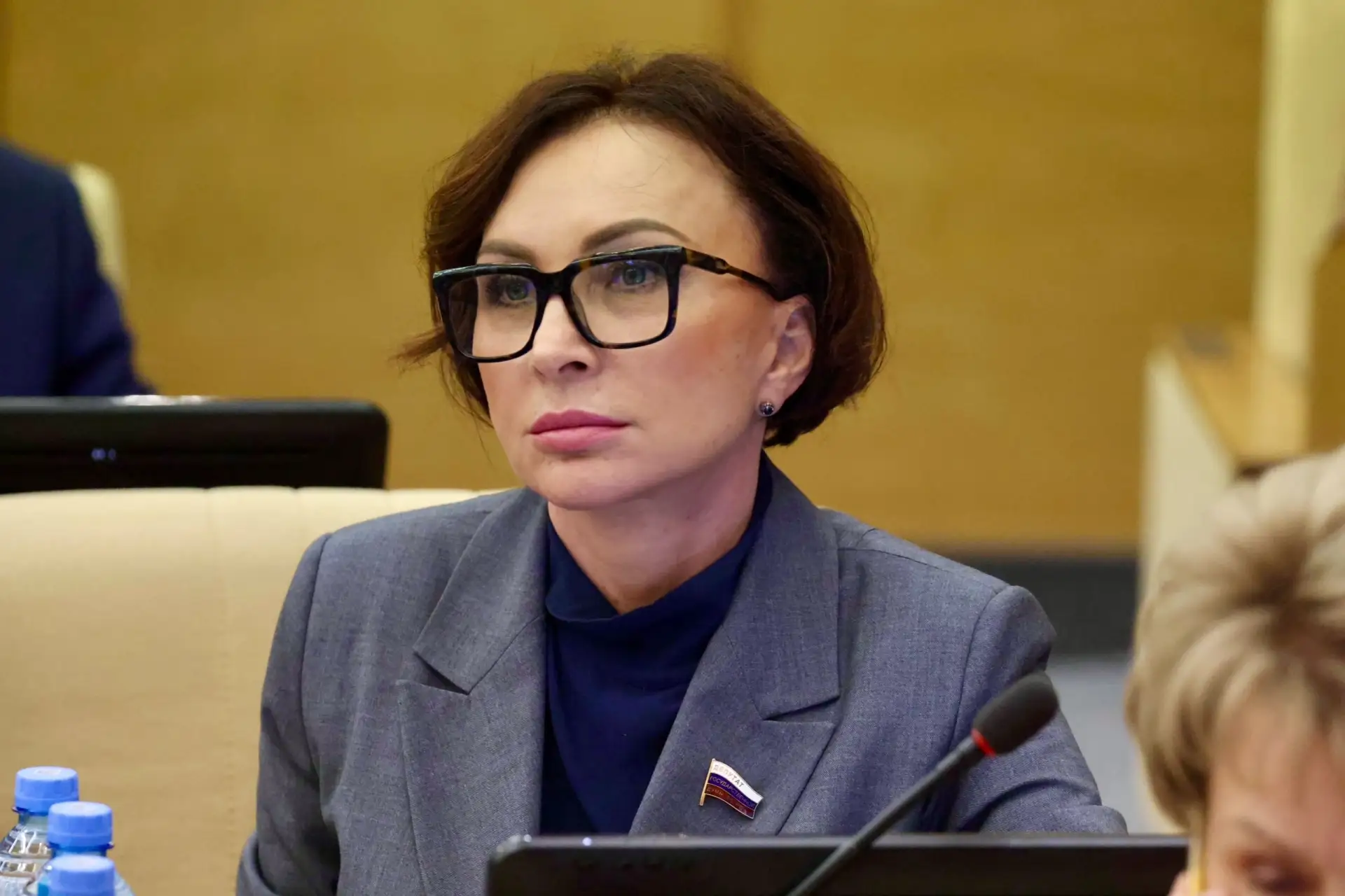 🇷🇺 В Госдуме поддержали законопроект о продлении программы списания просроченных кредитов для военно